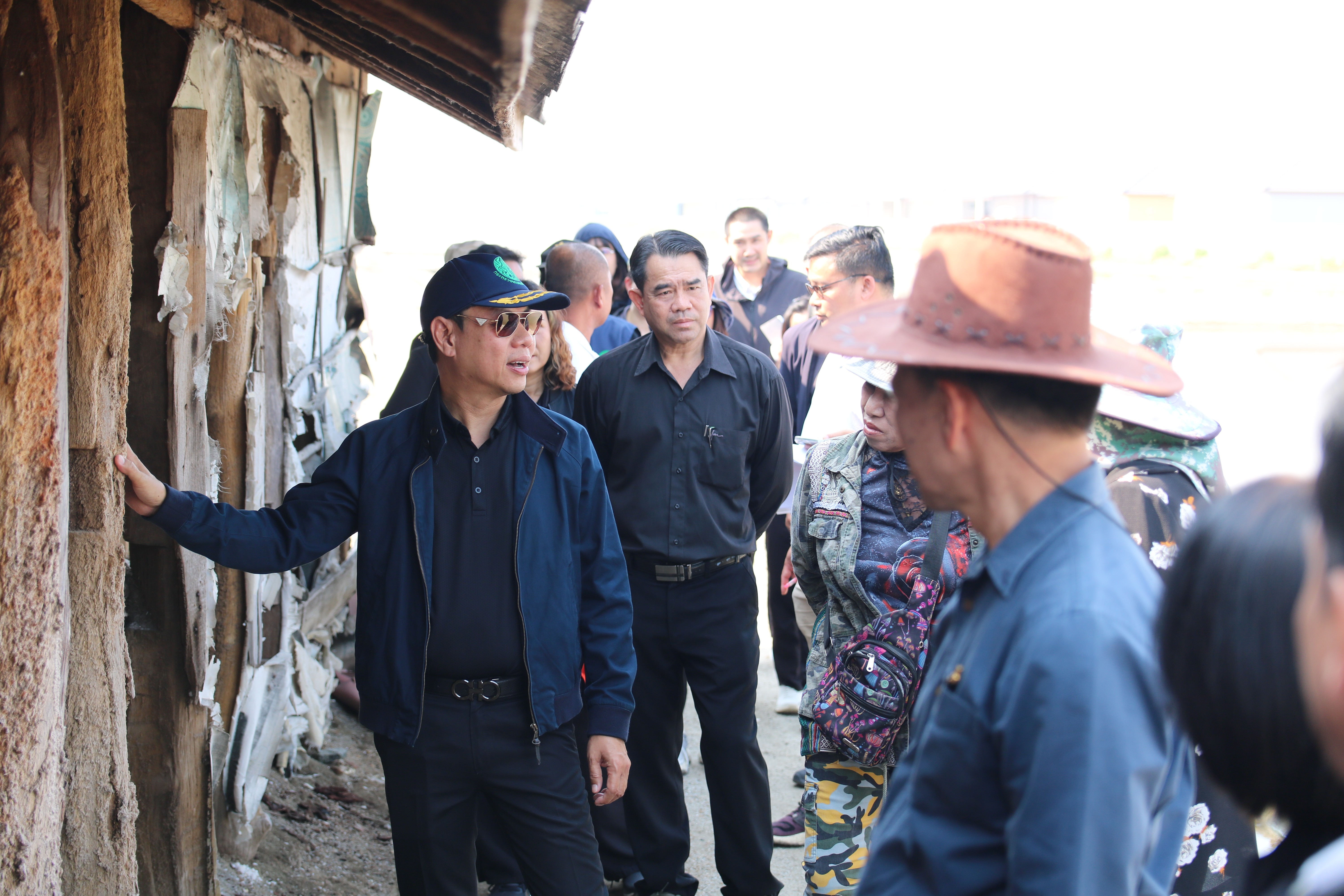 title - ส.ป.ก. ร่วมติดตามรองปลัดกระทรวงเกษตรและสหกรณ์ ลงพื้นที่ตรวจเยี่ยมชุมชน เพื่อรับฟังข้อคิดเห็นเกษตรกรผู้ผลิตเกลือทะเล พื้นที่จังหวัดชลบุรี